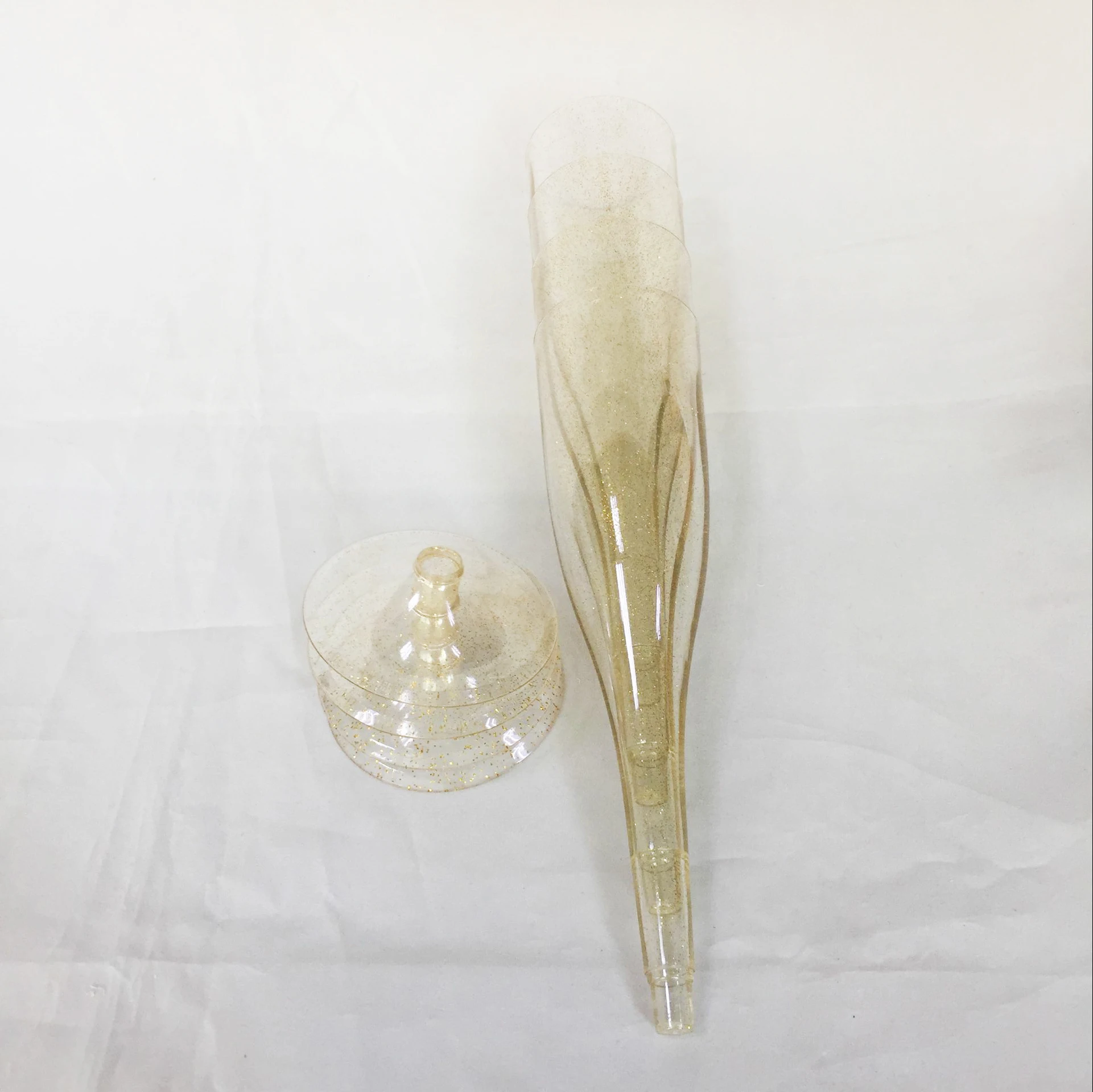 Unbreakable disposable plastic gold glitter champagne glass