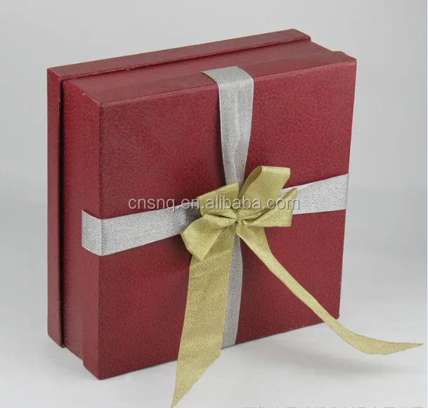
S&Q Leatherette Paper Gift Box for Luxury Jewelry and Watch Packaging 