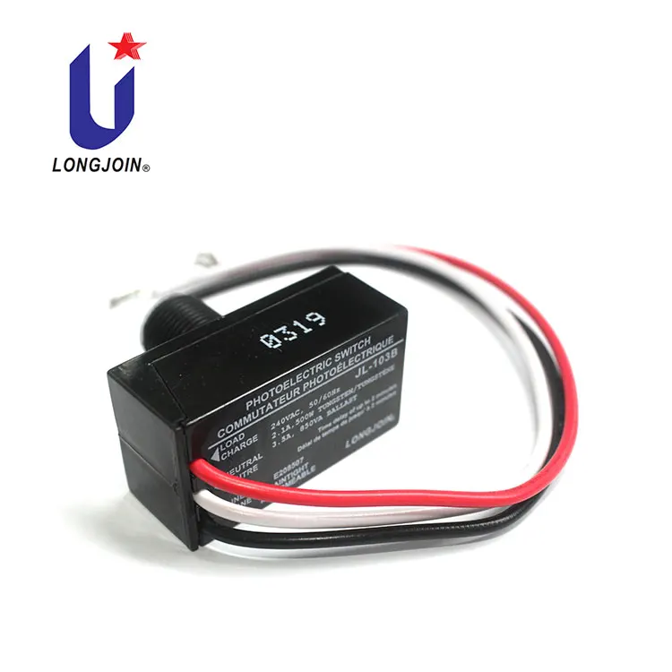 Outdoor Lamp Built-In Photocell Sensor