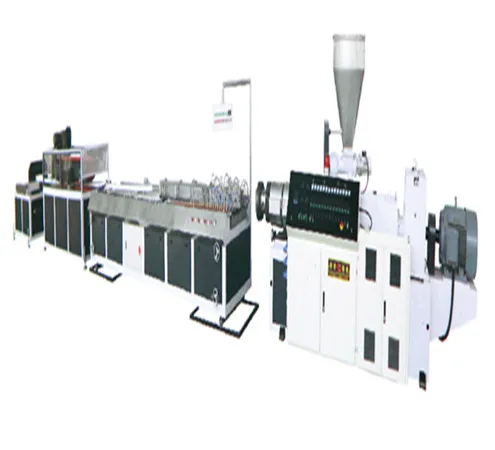 China Factory Laminate Good Service Wpc Flooring Fence Production Line