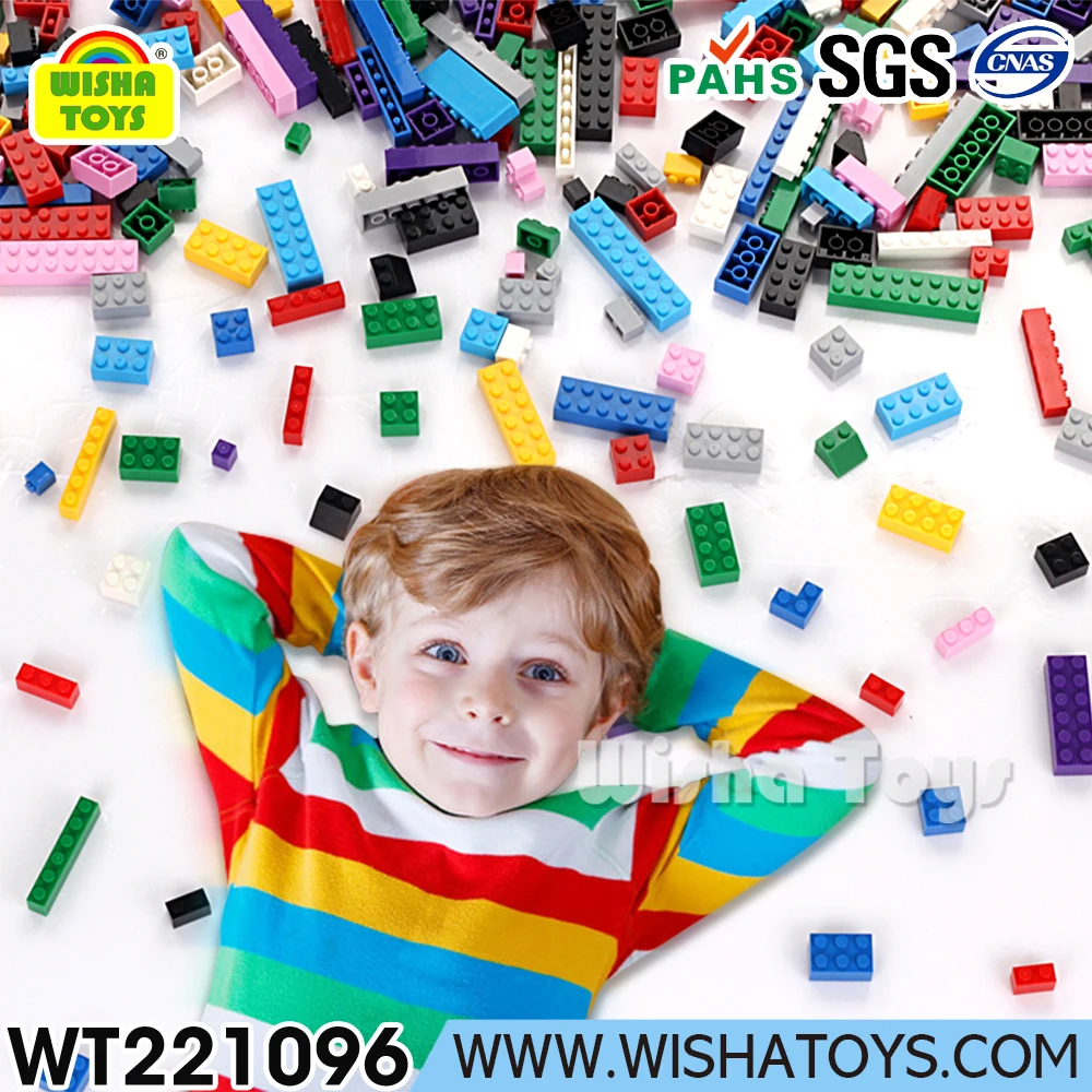Plastic ABS bulk building bricks compatible with legos blocks base plate and building toys