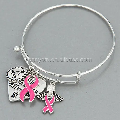 
 Металлический браслет с розовой лентой для ухода за раком груди  