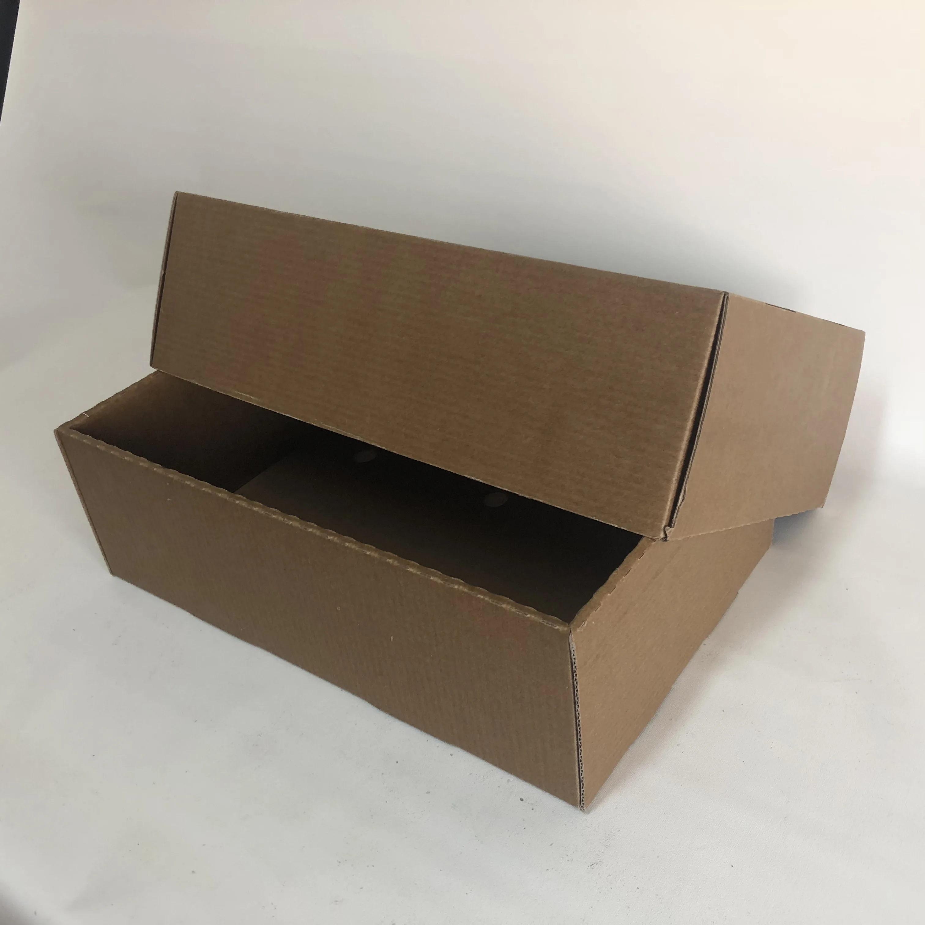 Waxed waterproof corrugated box for fish and seafood