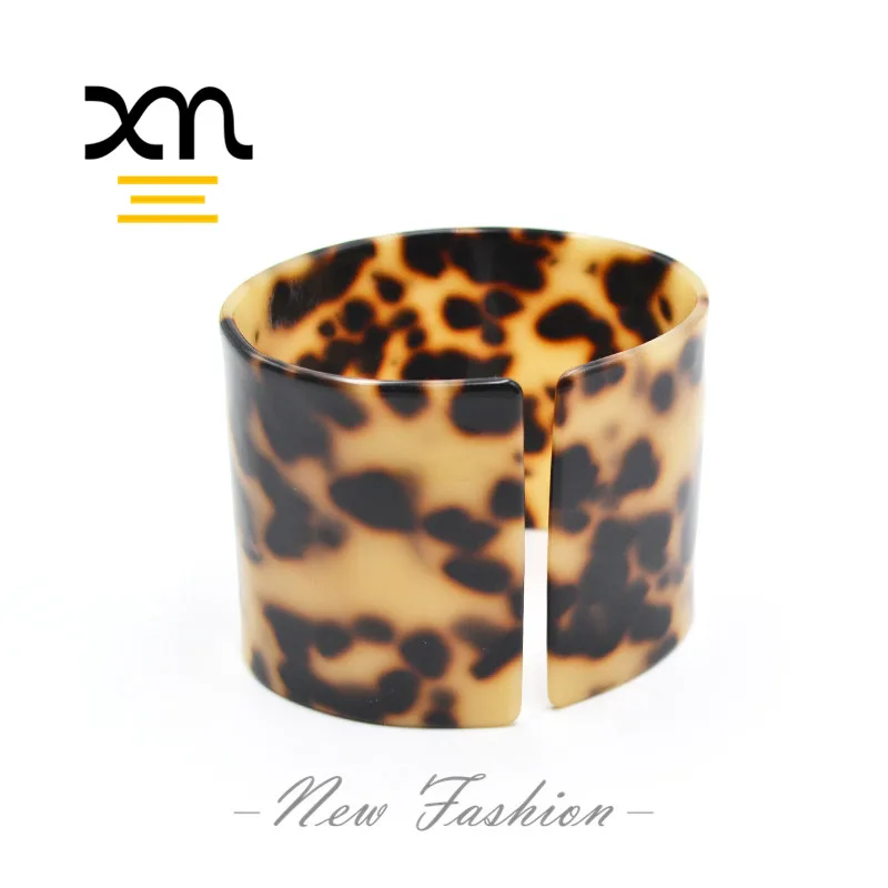 
engraving logo bracelet wide bangles for lady big acrylic tortoise bracelet women accessories jewelry resin tortise shell bangle 