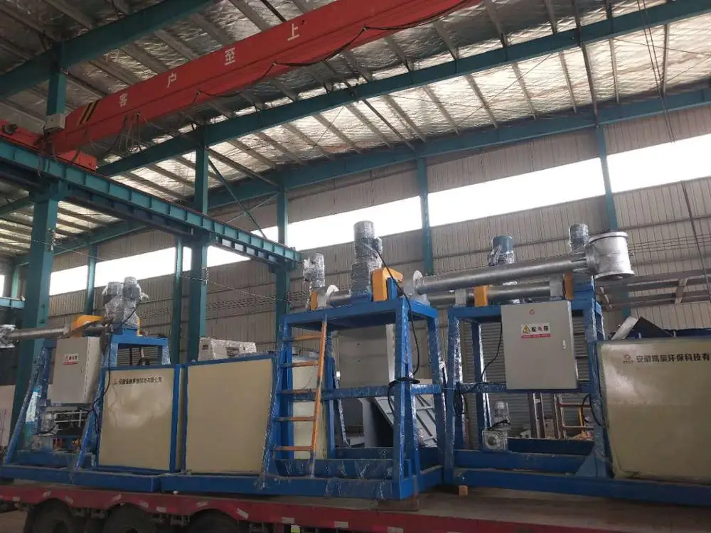 Rotational Molding Customization 2, 3 And 4 Position Units Kayak Linear Rotomolding Machines In China