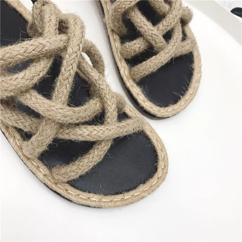 
Natural Tropic Rattan Lovers Live With Own Vine Plaited Article Wander Settling Anywhere Slipper Bamboo And Rattan Summer Cool 