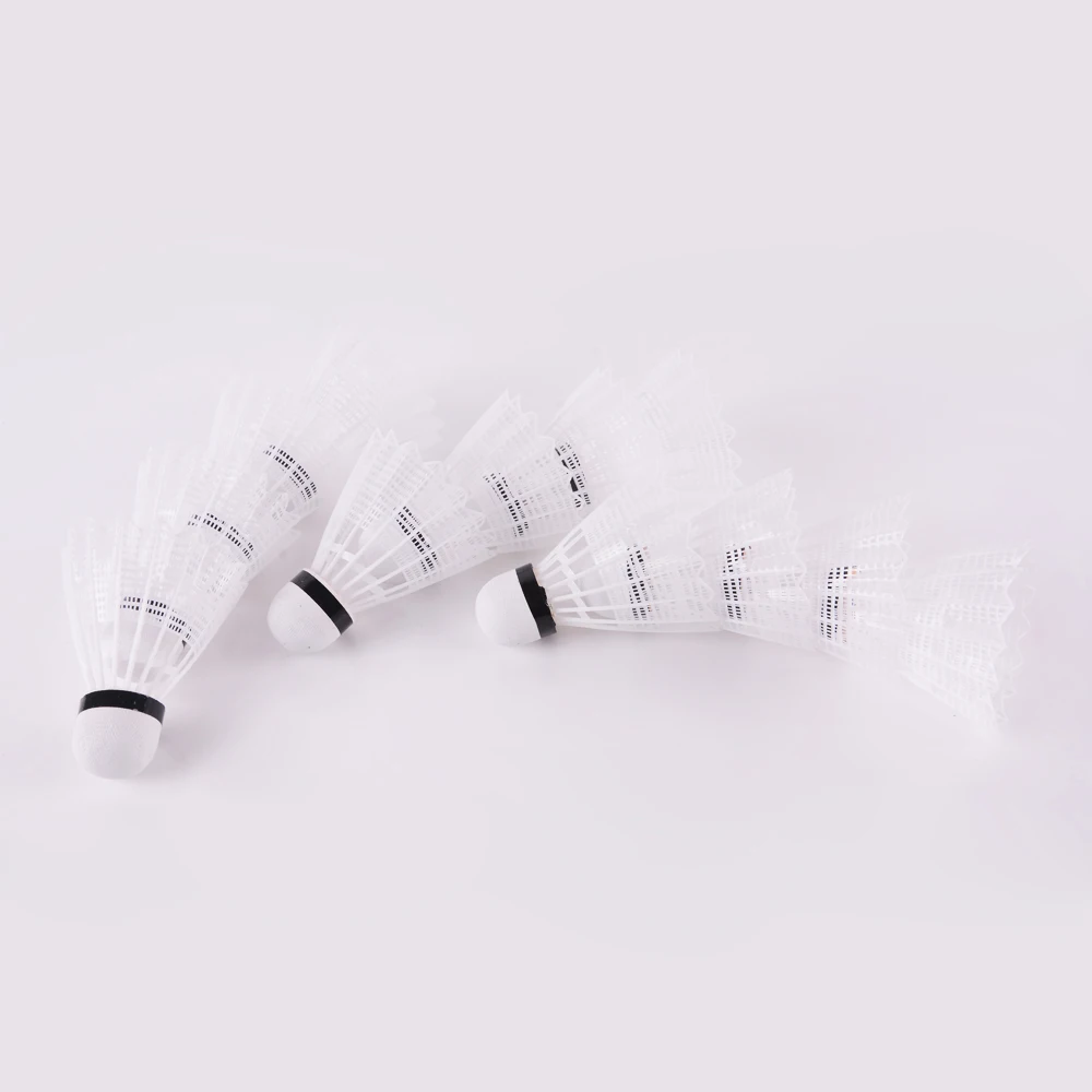 Wholesale best and good quality plastic badminton shuttlecock