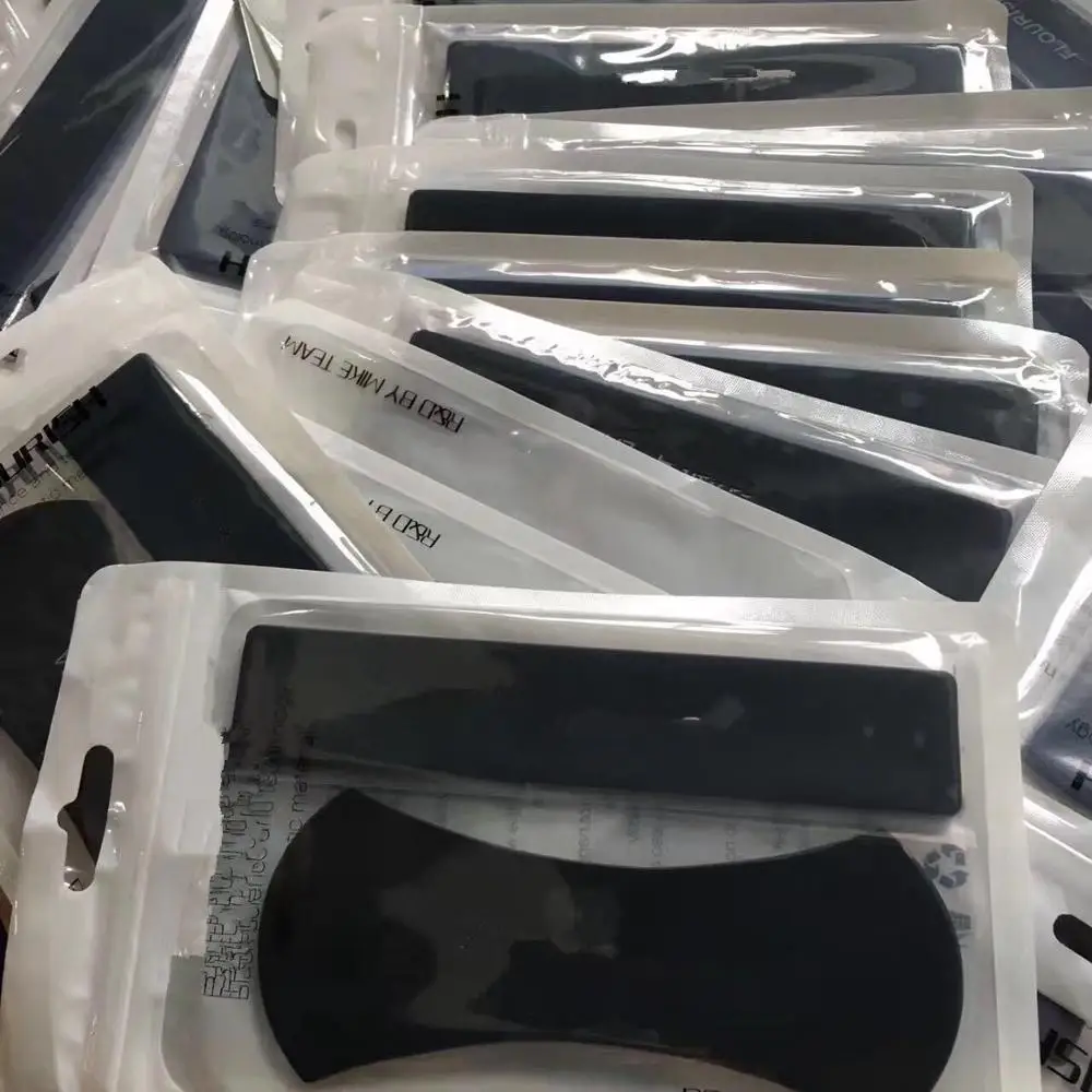 2019 2pcs/lot Magic nano sticky pad Universal Sticker No Trace Mobile Phone Holder Car Kits Car Bracket Pods Sticky Gel pad