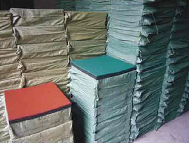 
KINPLAY BRAND Outdoor Rubber floor mat Playground tile 