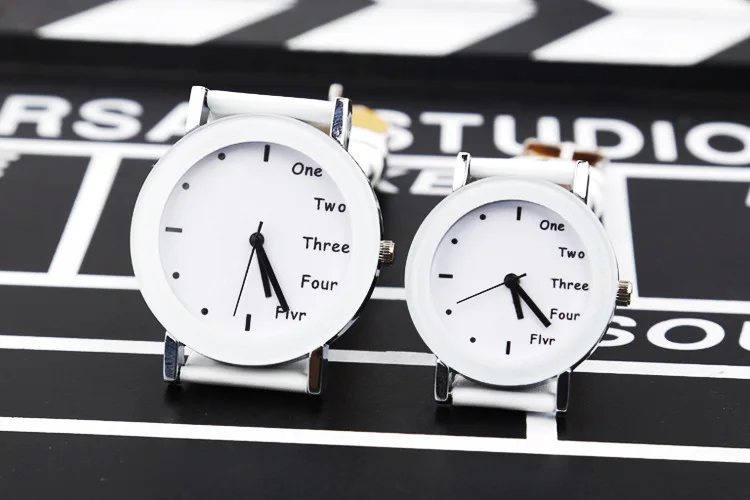 2018 New Korean Style Couple Leather Fashion Cute English Word Analog Wrist Watch