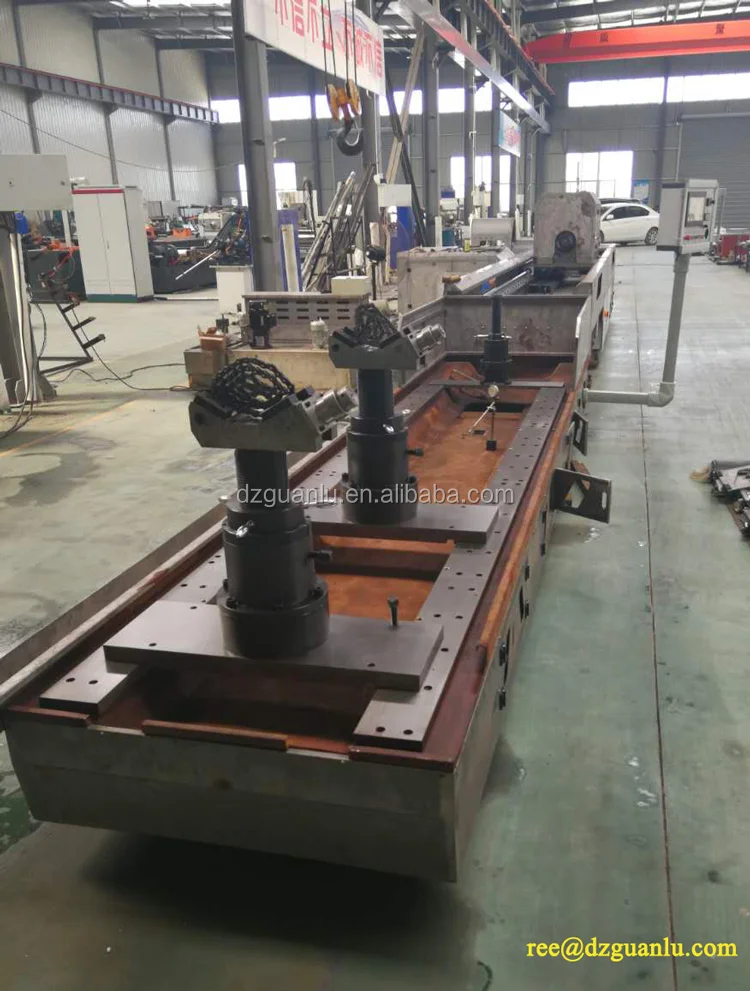 Telescopic hydraulic cylinder honing machine