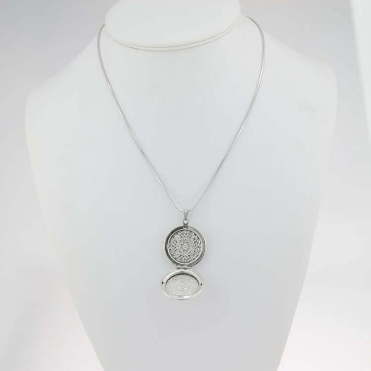 Locket Necklace Oval Picture Locket Paisley Flower Jewelry Locket Picture Necklace