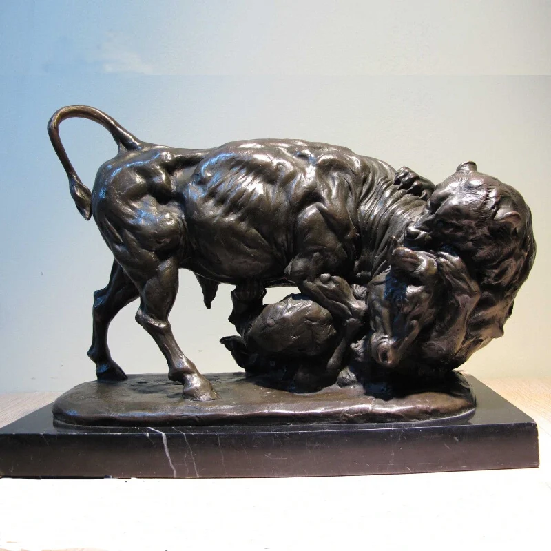 Outdoor use Bronze Bull and Bear Sculpture for outdoor decoration