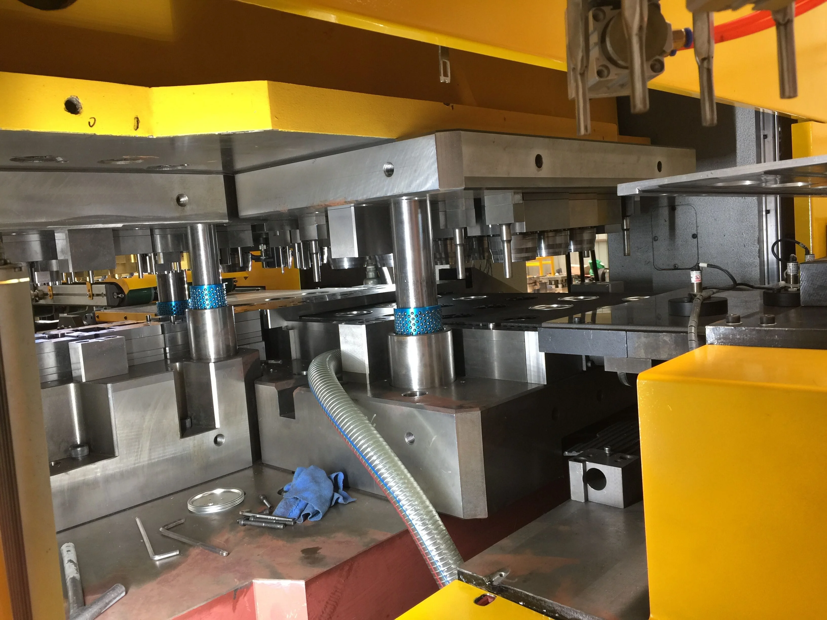 
Drinks can lids SOT Easy open end production line used for Aluminum beverage can cap making line 