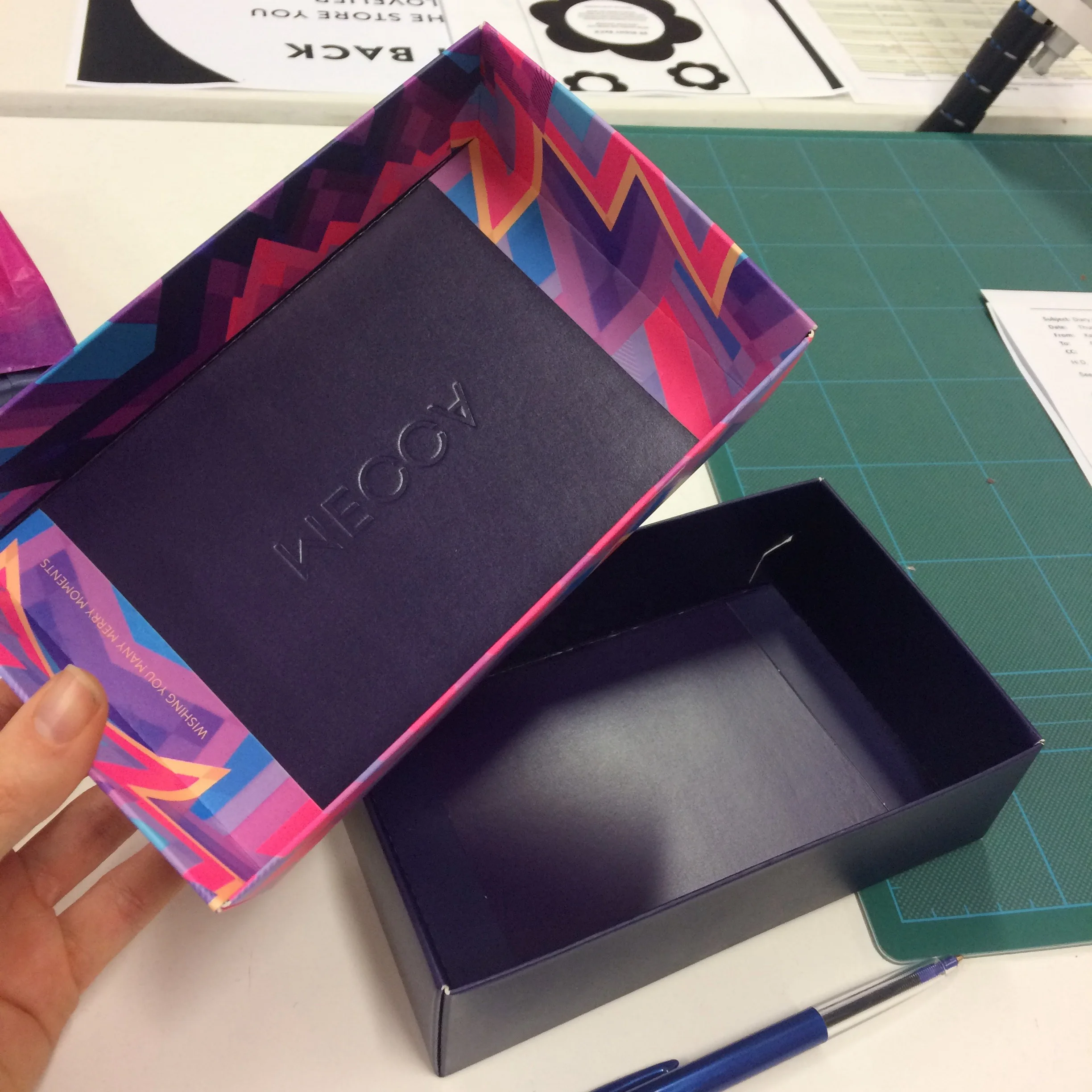 Digital print full colors folded paper cardboard box gift packaging box
