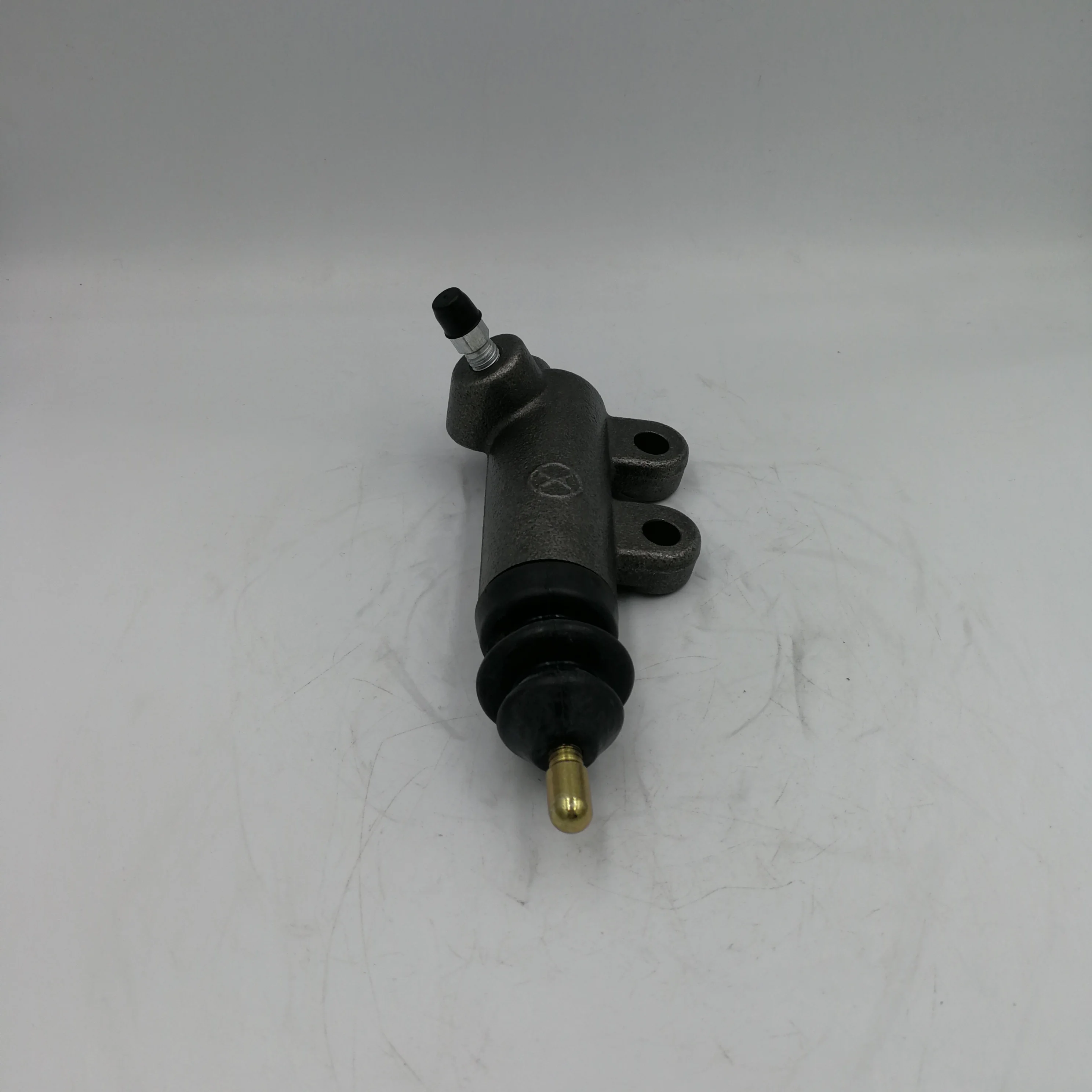 Manufacturers of auto parts from the clutch cylinder and clutch sub-cylinder or SY6480
