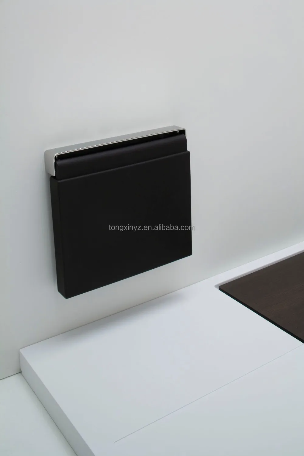 Hot Sale Luxury Foldable Wall Mounted Shower Seat