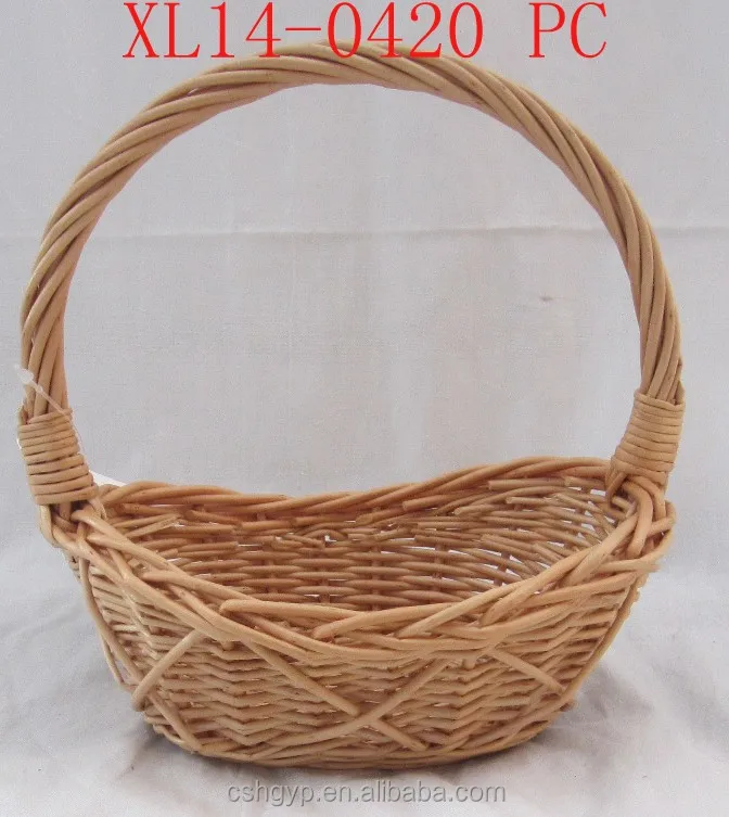 
Beautiful steamed wicker basket 