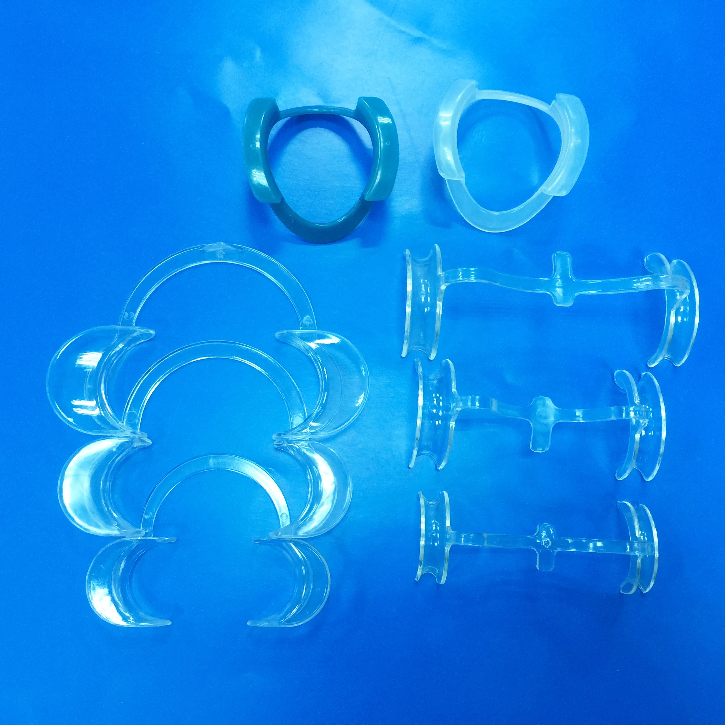 
Autoclavable Dental Mouth Opener Intraoral Cheek C-Shape L/M/S 