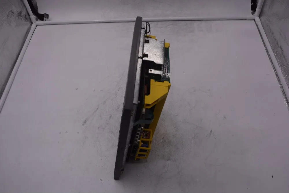 Японский оригинальный блок системы fanuc контроллер ЧПУ 32i-A A02B-0308-B520