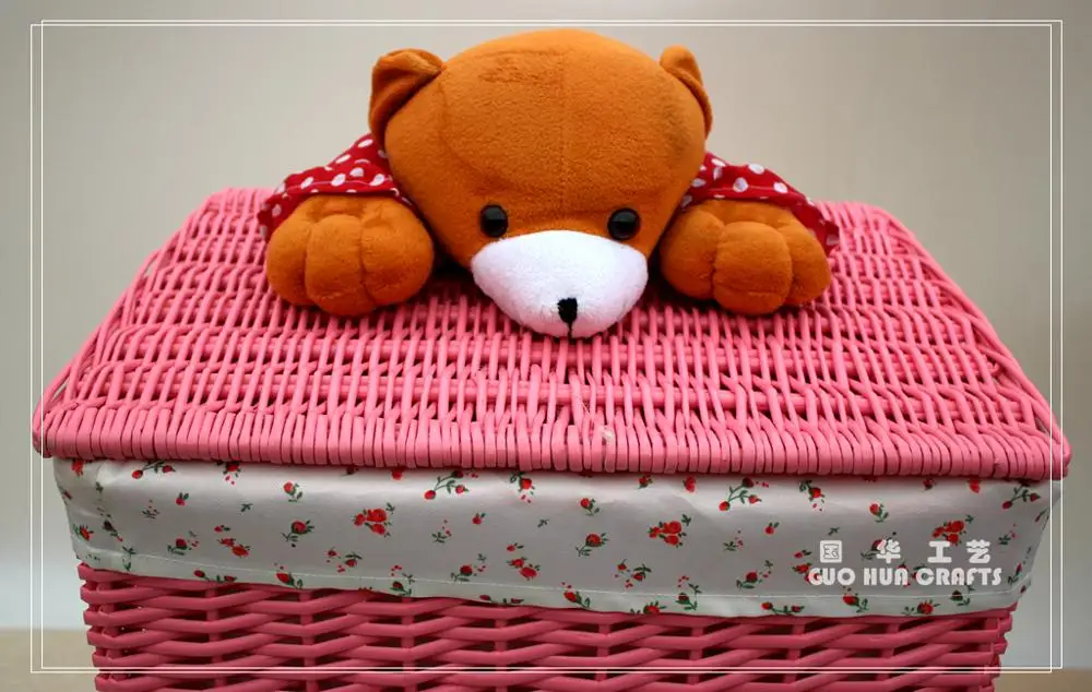 Wholesale large wicker laundry baskets with lid with toy animal handle