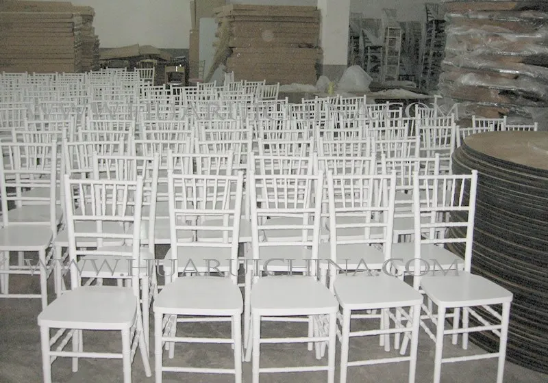 Wholesale Solid Wood Kids Chiavari Chair Factory Hotel Furniture Commercial Furniture Modern