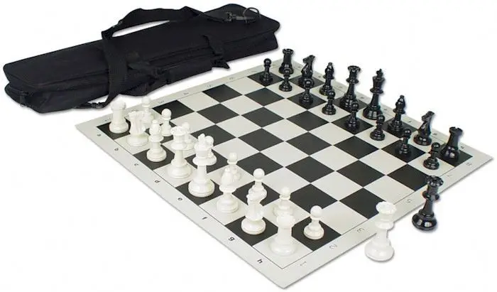 play chess games