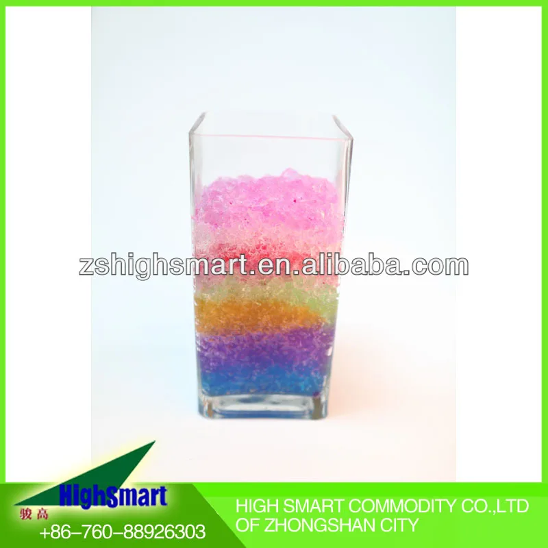 Цветок посадки кристалл почвы