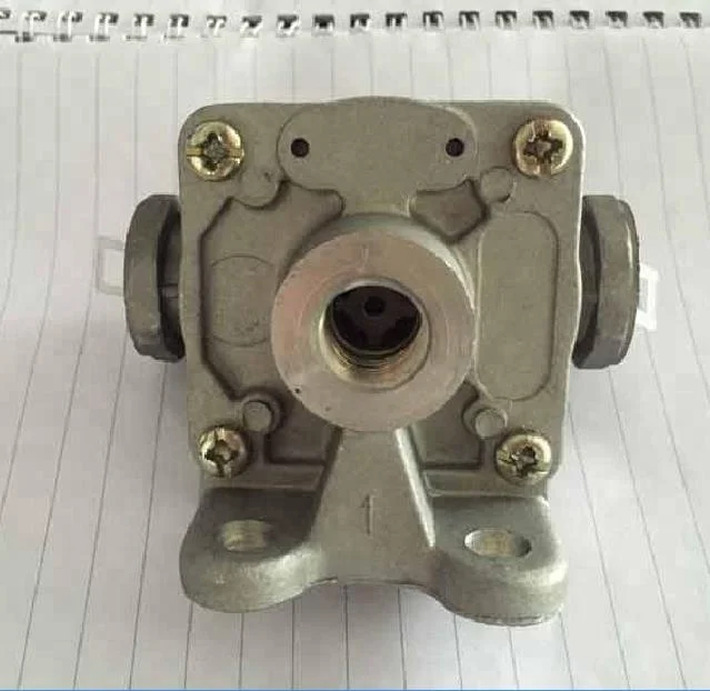 Truck Spare Parts S4455-01021/44550-1021 Reducing Valve