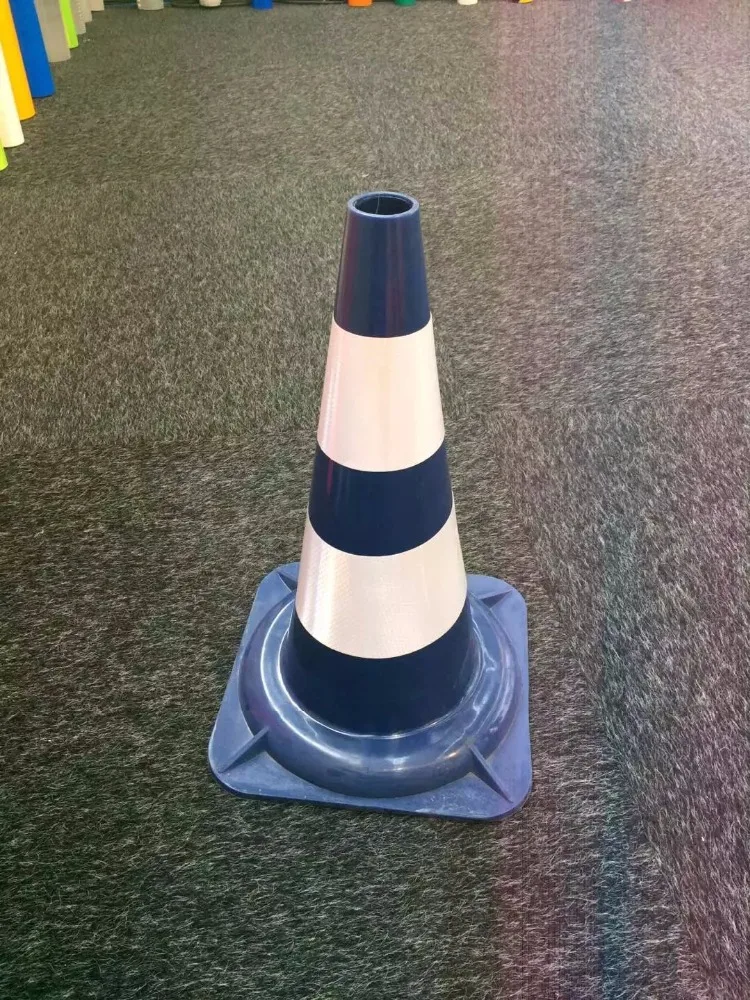 Europe Style 75cm PVC PE TPU Road Safety Traffic Cone