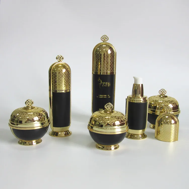 Wholesale skin care body cream bulk plastic jar with gold cap