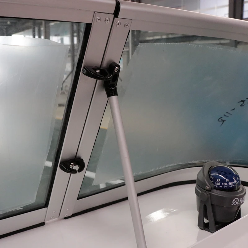 Рыболовная лодка PR550 с алюминиевой кабиной