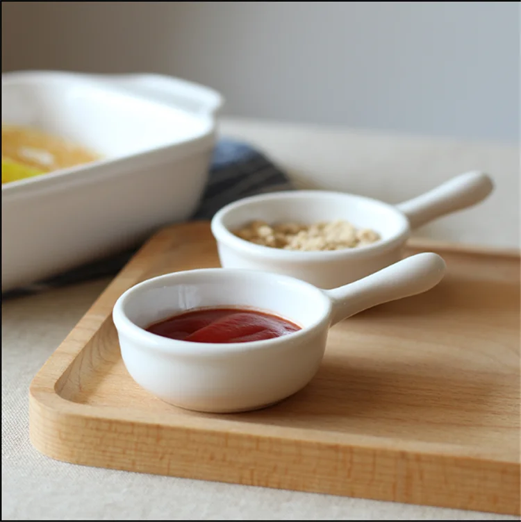 Hot selling restaurant serving japanese round ceramic soy sauce dish with handle