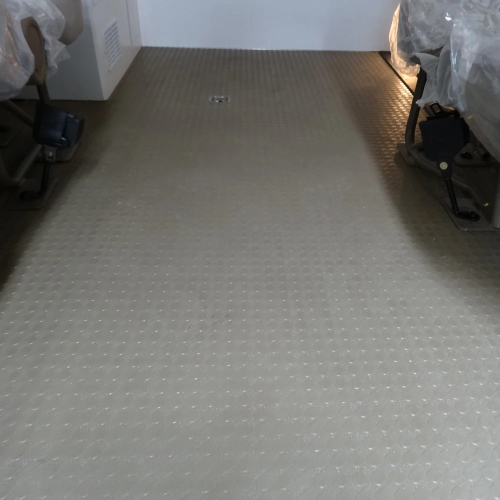 square embossed plastic  laminate roll  linoleum  pvc bus flooring