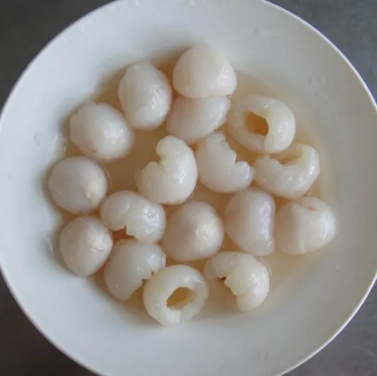New crop fresh canned lychee in light syrup
