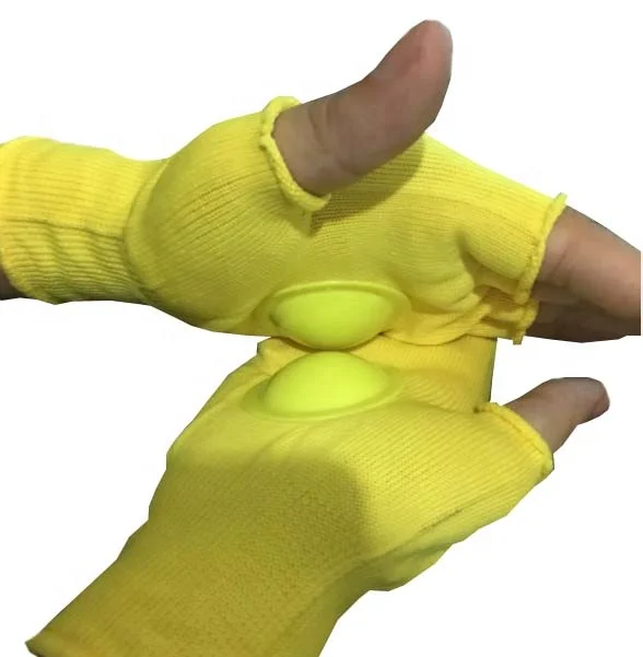 
Hot Selling Winter Noise Making Touch Screen Cheering Gloves Clapping Gloves 