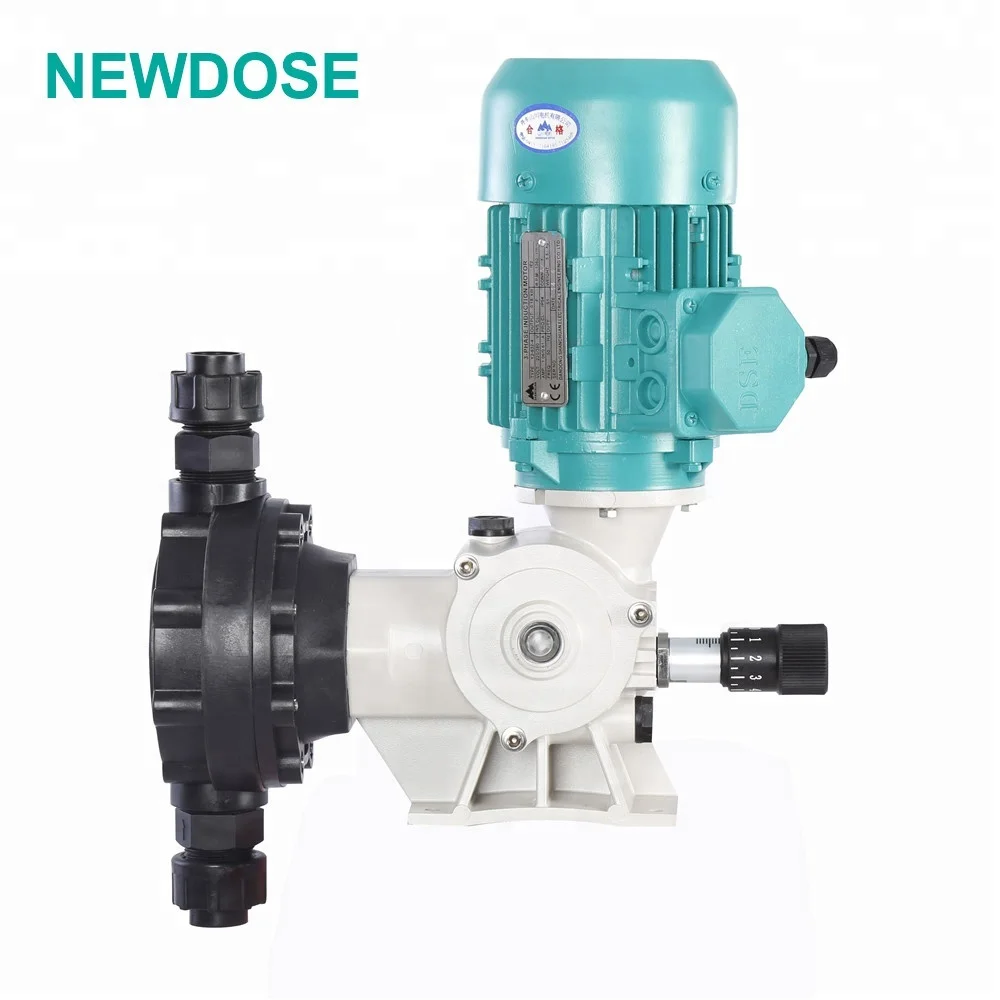 Дозирующий насос для обработки воды NEWDOSE NDWS 33L PVDF