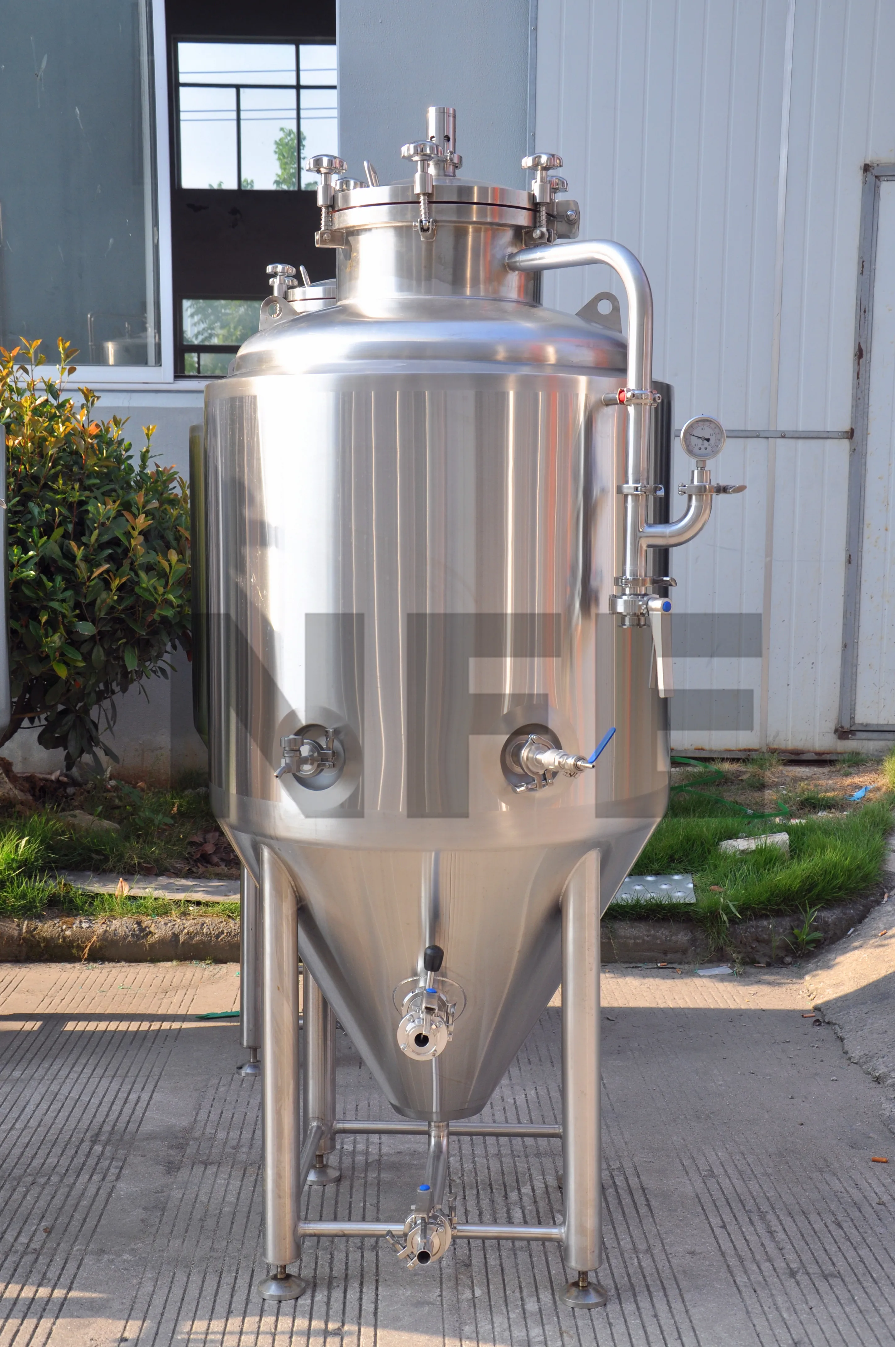 
250l 2 bbl Beer Brewing Turnkey Fermenter System 25 Gallon skid Conical Fermenter 
