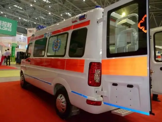 YLH5044XHD New Hospital Ambulance Dimensions car Price