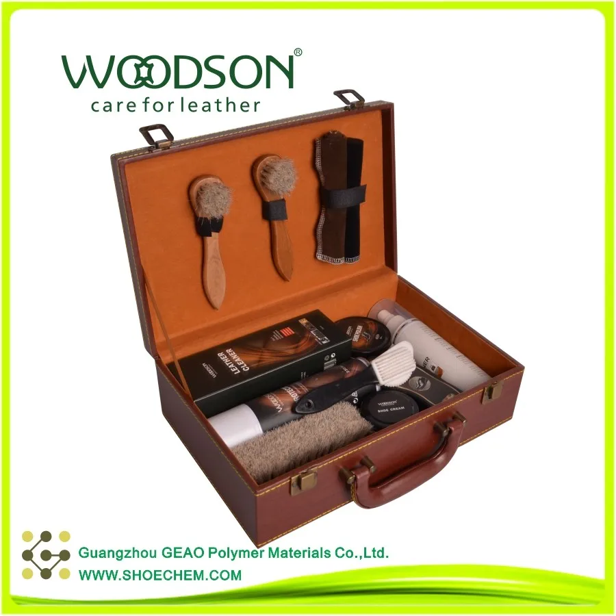 
wooden high quantity shoe shine gift set 