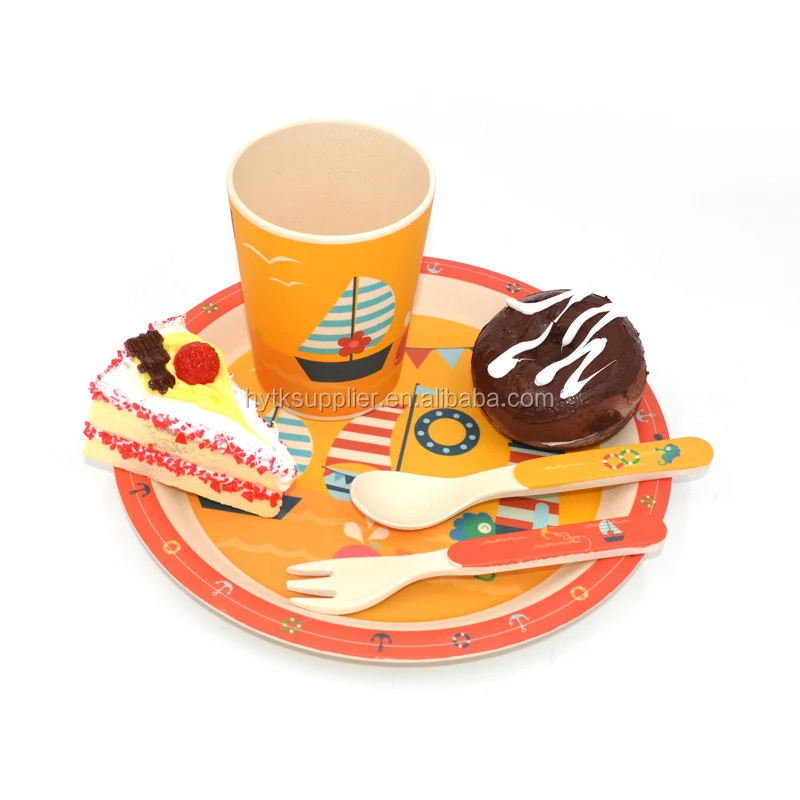 Car shaped bamboo fiber divided food tray for kids