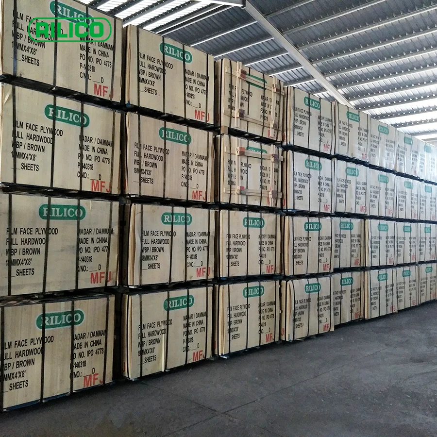 
15mm betonplex combi anti-slip black film faced plywood 