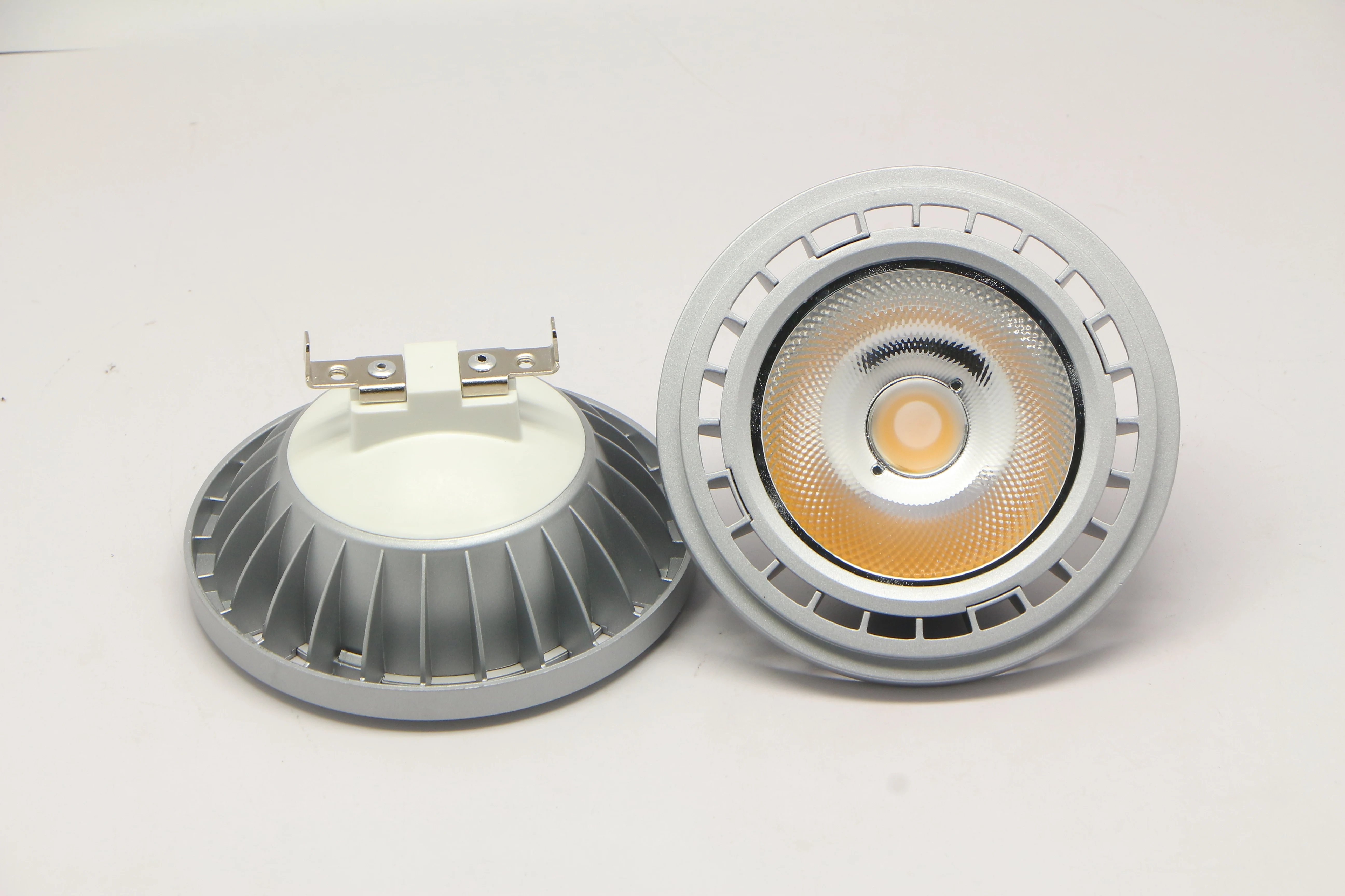 2019 Popular 15W AR111 LED Dimmable Spotlight