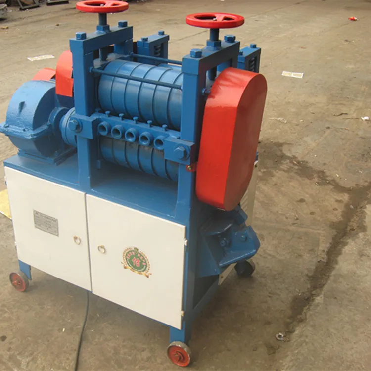 New type scrap rebar straightening and cutting machine