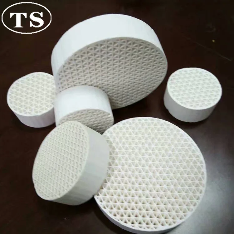 Rapid heat transfer Honeycomb Ceramic tower packing for Heater Gas Accumulator