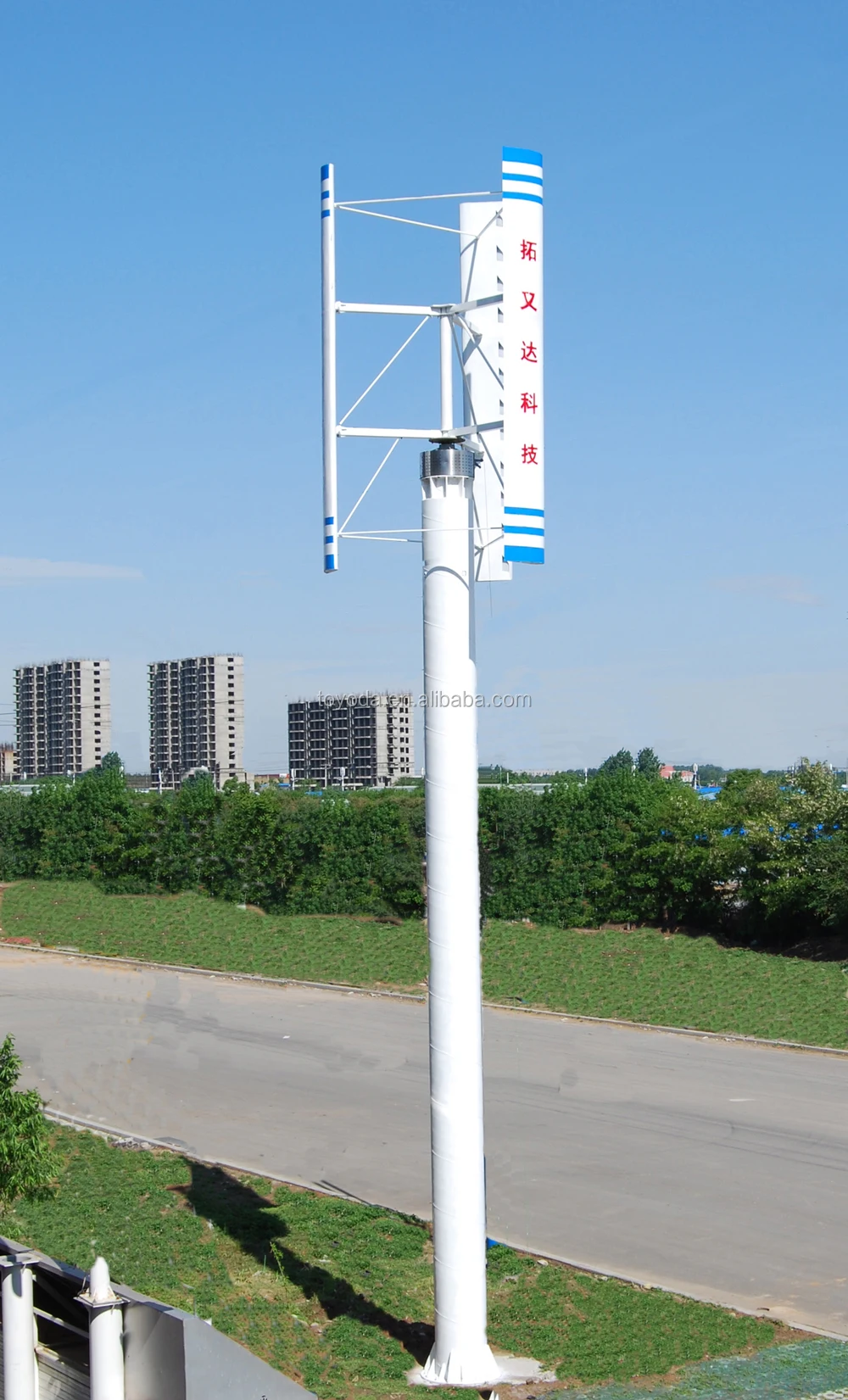 Residential Roof-installed Wind Turbine Generator