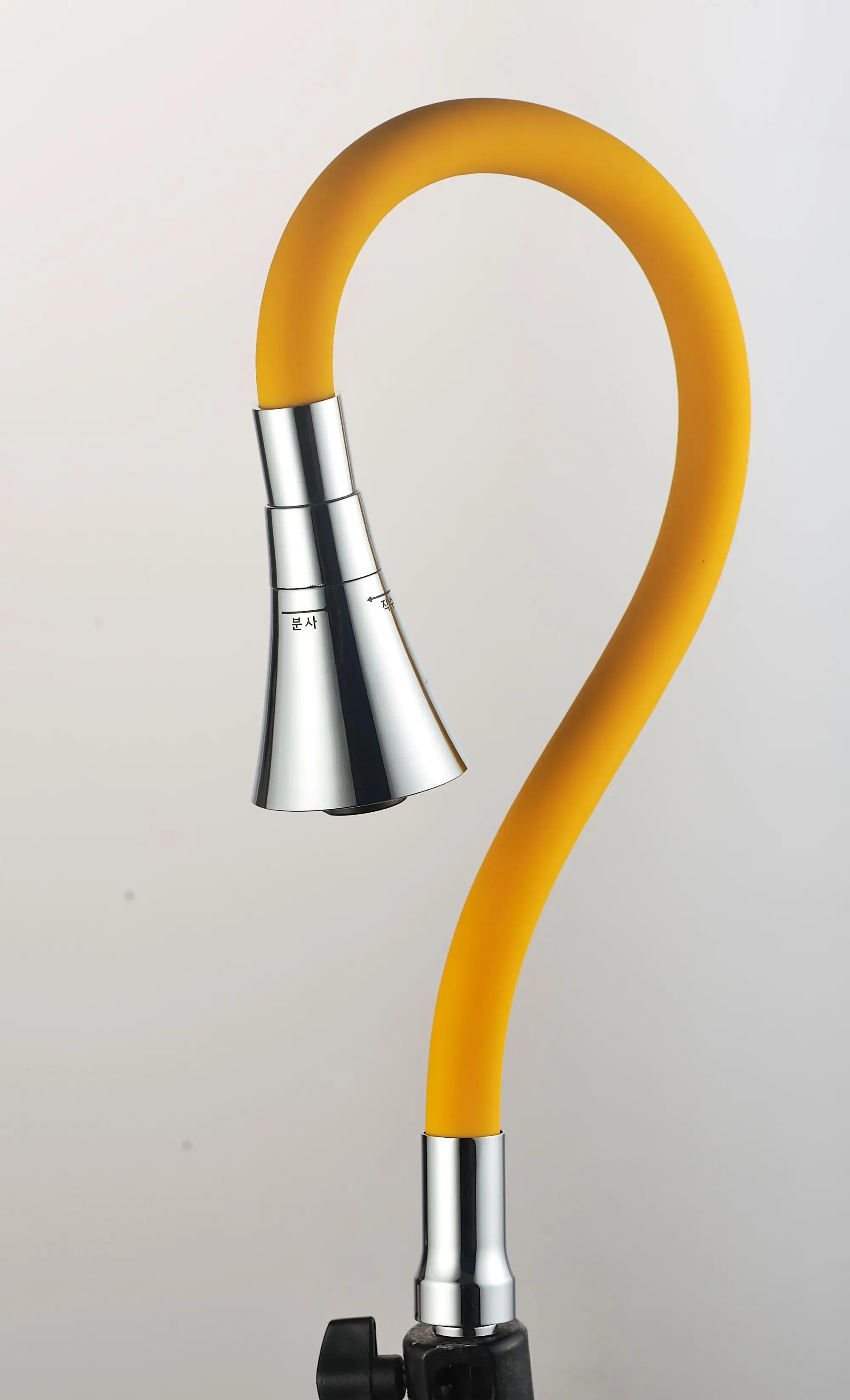 Color customization 360 degree rotatable pvc flexible water drain hose pipe  for kitchen faucet