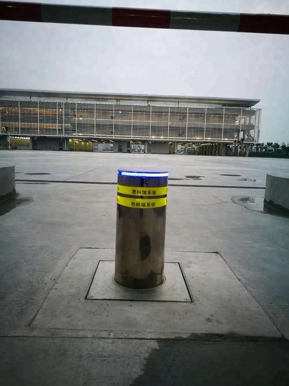 Заводская распродажа Шэньчжэнь K8 подвал система безопасности гидравлические выдвижные болларды для автоматических ворот