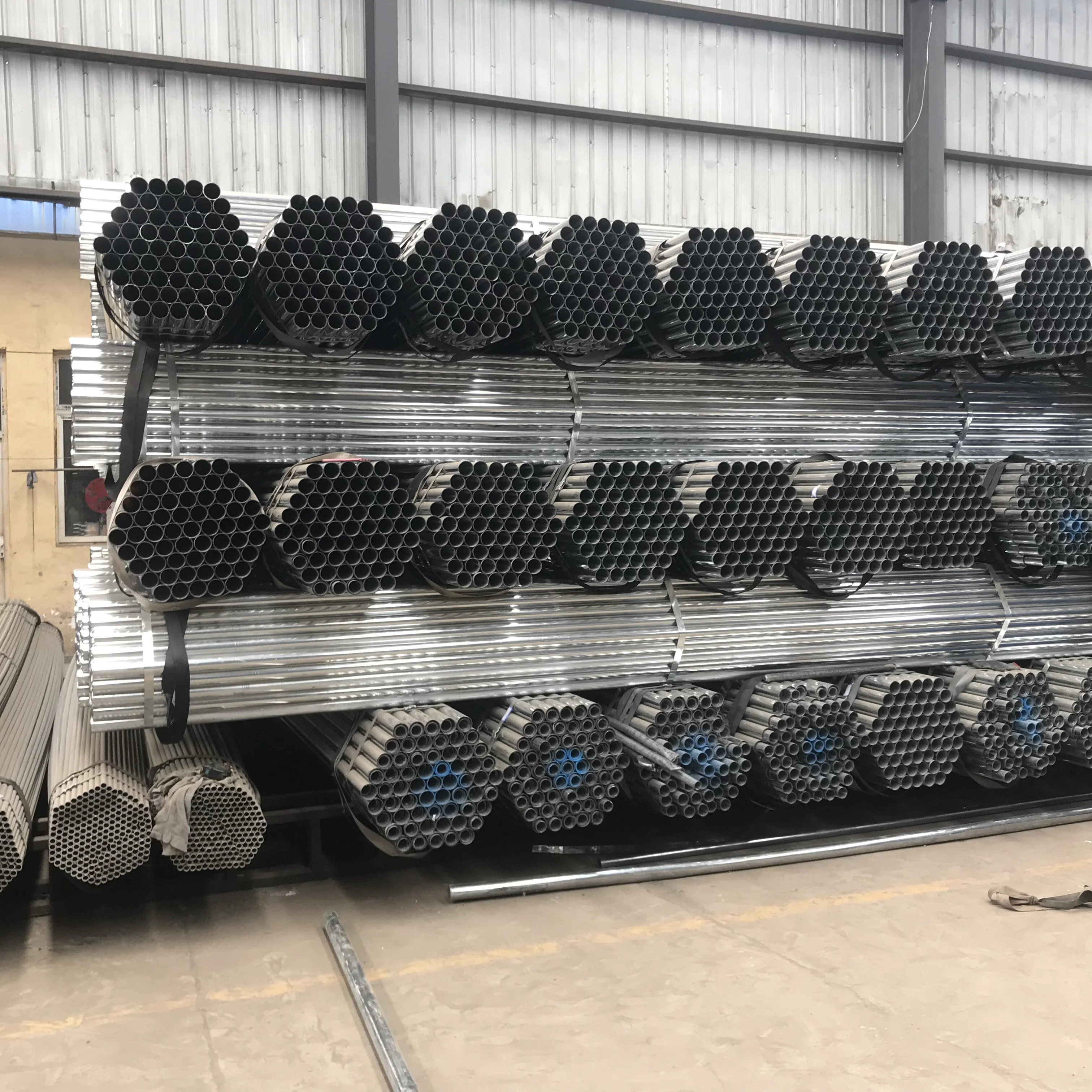 
hot dipped galvanized tube with threading and coupling ! schedule 40 galvanized mechanical scaffolding tubing 3/4