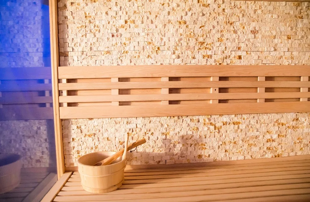 Solar Powered Ozone Steam Sauna Room With Russian Stove